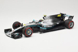 Mercedes AMG Petronas W08 V. Rossi Ride Swap Valencia December 2019 Minichamps 1:18 110191746 Pressofusione