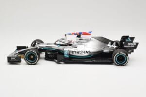 Mercedes AMG Petronas W10 #44 L. Hamilton Winner British GP 2019 Minichamps 1:18 110191044 Pressofusione — immagine 3 di 6