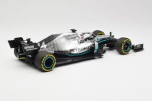 Mercedes AMG Petronas W10 #44 L. Hamilton F1 World Champion 2019 Minichamps 1:18 110190044 Pressofusione — immagine 2 di 6