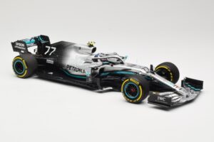 Mercedes AMG Petronas W10 #77 V. Bottas Winner USA GP 2019 Minichamps 1:18 110191877 Pressofusione — immagine 4 di 6