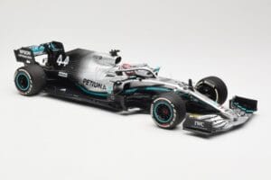 Mercedes AMG Petronas W10 EQ Power+ #44 L. Hamilton USA GP F1 World Champion 2019 Minichamps 1:18 110191844 Pressofusione — immagine 5 di 7