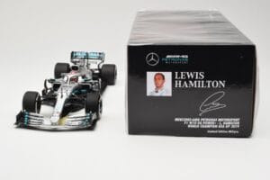 Mercedes AMG Petronas W10 EQ Power+ #44 L. Hamilton USA GP F1 World Champion 2019 Minichamps 1:18 110191844 Pressofusione — immagine 7 di 7
