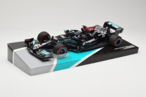 Mercedes AMG Petronas W12 E Performance #44 L. Hamilton Bahrain GP 2021 Minichamps 1:18 113210144 Pressofusione — immagine 2 di 6