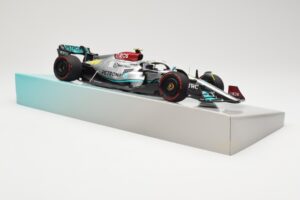 Mercedes AMG Petronas W13 E Performance #44 L. Hamilton 2022 Minichamps 1:18 113220044 Pressofusione — immagine 4 di 6