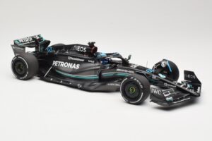 Mercedes AMG Petronas W14 E Performance #63 G. Russell Australian GP 2023 Minichamps 1:18 110230363 Pressofusione — immagine 4 di 6