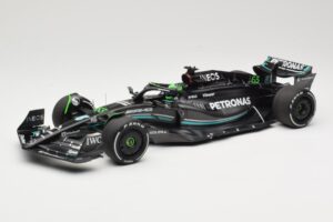 Mercedes AMG Petronas W14 E Performance #63 G. Russell Bahrain GP 2023 Minichamps 1:18 110230163 Pressofusione