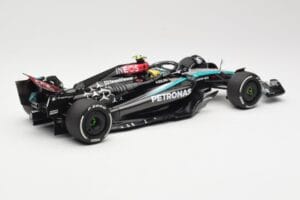 Mercedes AMG Petronas W15 E Performance #44 L. Hamilton 2024 Minichamps 1:18 110240144 Pressofusione — immagine 2 di 6