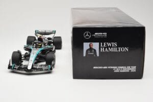 Mercedes AMG Petronas W15 E Performance #44 L. Hamilton 2024 Minichamps 1:18 110240144 Pressofusione — immagine 6 di 6