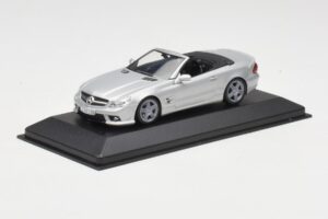 Mercedes AMG SL63 R230 Argento Minichamps 1:43 B66960018-R Pressofusione — immagine 2 di 4