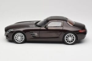 Mercedes AMG SLS C197 Brown Metallic Minichamps 1:18 100039028 Pressofusione — immagine 4 di 8