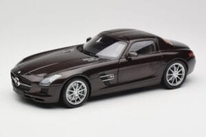 Mercedes AMG SLS C197 Brown Metallic Minichamps 1:18 100039028 Pressofusione