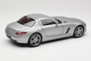 Mercedes AMG SLS C197 Grey Metallic Minichamps 1:18 100039025 Pressofusione — immagine 3 di 8