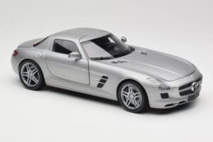 Mercedes AMG SLS C197 Grey Metallic Minichamps 1:18 100039025 Pressofusione — immagine 6 di 8