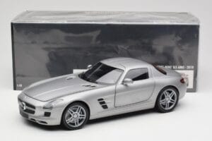 Mercedes AMG SLS C197 Grey Metallic Minichamps 1:18 100039025 Pressofusione — immagine 8 di 8