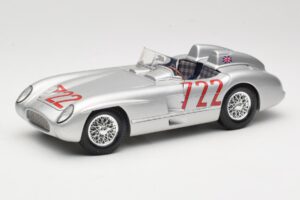 Mercedes 300 SLR W196S #722 S. Moss / D. Jenkinson Mille Miglia Winner 1955 Maisto 1:18 536887 Pressofusione