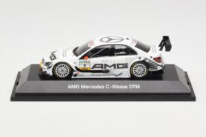 Mercedes C-Class C204 DTM #7 P. di Resta DTM 2010 Minichamps 1:43 B66961413 Pressofusione