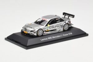 Mercedes C-Class C204 #8 R. Schumacher HWA DTM 2010 Minichamps 1:43 B66961414 Pressofusione — immagine 2 di 4
