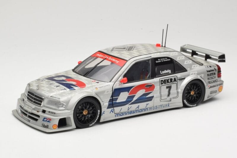 Mercedes C-Class W202 #7 K. Ludwig AMG-Mercedes Team Zakspeed DTM 1994 UT Models 1:18 180943307 Pressofusione