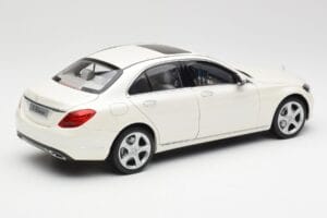Mercedes C-Class W205 Diamond Bianco Metallizzato Norev 1:18 B66960256 Pressofusione — immagine 3 di 8