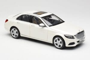 Mercedes C-Class W205 Diamond Bianco Metallizzato Norev 1:18 B66960256 Pressofusione — immagine 6 di 8