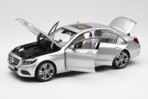 Mercedes C-Class W205 Iridium Argento Metallizzato Norev 1:18 B66960253 Pressofusione — immagine 2 di 8