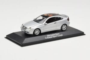 Mercedes C-Class W203 Sport Coupe Argento Minichamps 1:43 B66961916 Pressofusione — immagine 2 di 4