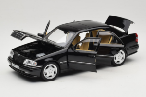 Mercedes C36 AMG W202 Obsidian Black Metallic Norev 1:18 183381 Pressofusione — immagine 2 di 8