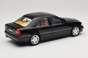 Mercedes C36 AMG W202 Obsidian Black Metallic Norev 1:18 183381 Pressofusione — immagine 3 di 8