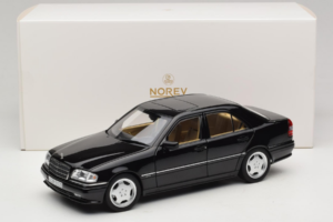 Mercedes C36 AMG W202 Obsidian Black Metallic Norev 1:18 183381 Pressofusione — immagine 8 di 8