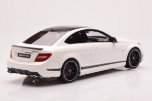 Mercedes AMG C63 W204 Edition 507 Bianco GT Spirit 1:18 GT899 Resina — immagine 2 di 6