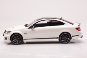 Mercedes AMG C63 W204 Edition 507 Bianco GT Spirit 1:18 GT899 Resina — immagine 3 di 6