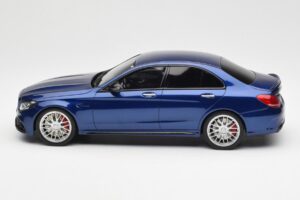Mercedes AMG C63 S W205 Blu GT Spirit 1:18 ZM044 Resina — immagine 3 di 6
