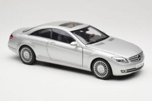 Mercedes CL-Class C216 Argento AUTOart 1:18 76164 Pressofusione — immagine 6 di 8