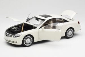 Mercedes CL500 C216 Calcit Bianco AUTOart 1:18 B66962341 Pressofusione — immagine 2 di 8
