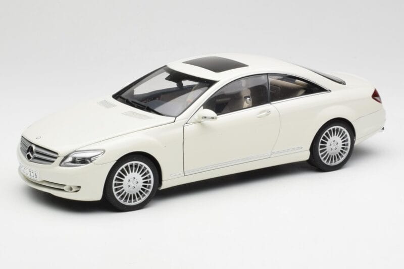 Mercedes CL500 C216 Calcit Bianco AUTOart 1:18 B66962341 Pressofusione