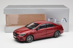 Mercedes CLA C117 Designo Patagonia Rosso Metallizzato Norev 1:18 B66960131 Pressofusione — immagine 8 di 8