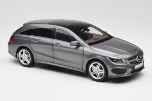 Mercedes CLA C117 Mountain Grigio Norev 1:18 B66960351 Pressofusione — immagine 6 di 8