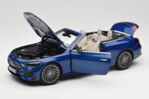 Mercedes CLE Cabriolet A236 Blu Norev 1:18 B66960653 Pressofusione — immagine 2 di 9