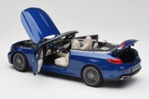 Mercedes CLE Cabriolet A236 Blu Norev 1:18 B66960653 Pressofusione — immagine 6 di 9