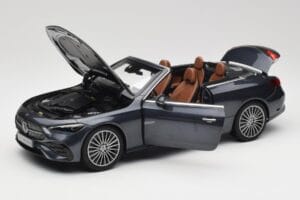 Mercedes CLE Cabriolet A236 Grigio Scuro Norev 1:18 B66960654 Pressofusione — immagine 2 di 9