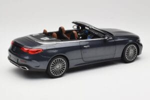 Mercedes CLE Cabriolet A236 Grigio Scuro Norev 1:18 B66960654 Pressofusione — immagine 4 di 9