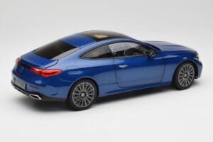 Mercedes CLE Coupé C236 Blu Norev 1:18 B66960597 Pressofusione — immagine 3 di 8
