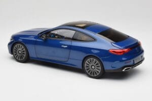 Mercedes CLE Coupé C236 Blu Norev 1:18 B66960597 Pressofusione — immagine 7 di 8