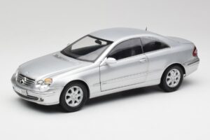 Mercedes CLK 500 C209 Argento Kyosho 1:18 B66962144 Pressofusione