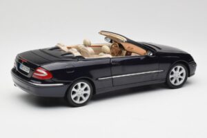Mercedes CLK 500 W209 Cabriolet Blu Scuro Metallizzato Kyosho 1:18 B66962174 Pressofusione — immagine 4 di 9