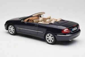 Mercedes CLK 500 W209 Cabriolet Blu Scuro Metallizzato Kyosho 1:18 B66962174 Pressofusione — immagine 8 di 9