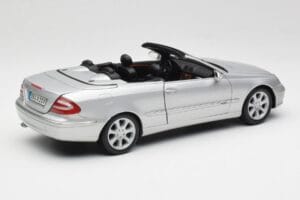 Mercedes CLK 500 Cabriolet Elegance A209 Argento Kyosho 1:18 B66962172 Pressofusione — immagine 3 di 8