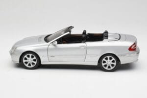 Mercedes CLK 500 Cabriolet Elegance A209 Argento Kyosho 1:18 B66962172 Pressofusione — immagine 4 di 8