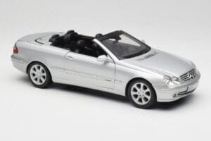 Mercedes CLK 500 Cabriolet Elegance A209 Argento Kyosho 1:18 B66962172 Pressofusione — immagine 6 di 8