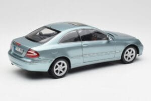 Mercedes CLK 500 W209 Azzurro Metallizzato Kyosho 1:18 B66962192 Pressofusione — immagine 3 di 8